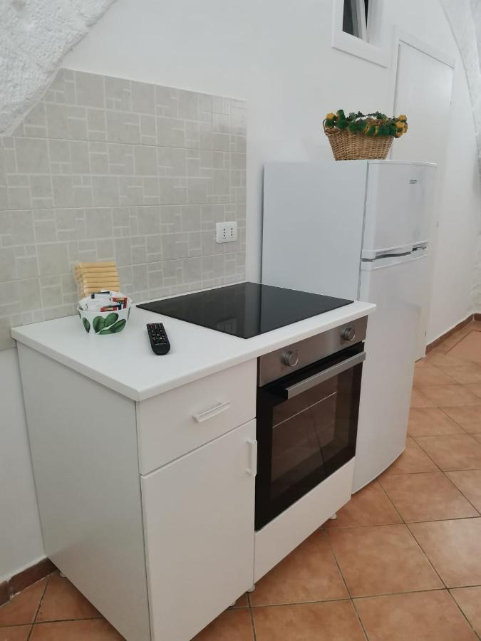 לינה וארוחת בוקר טרני Giusvinci מראה חיצוני תמונה